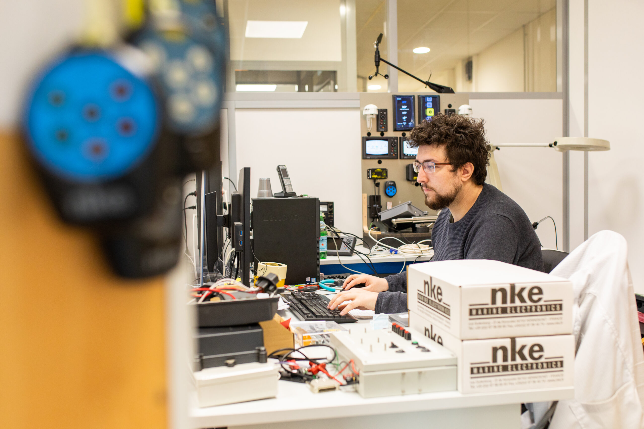 Test Qualif-QAPTUR Copyright Gurvan at a test bench