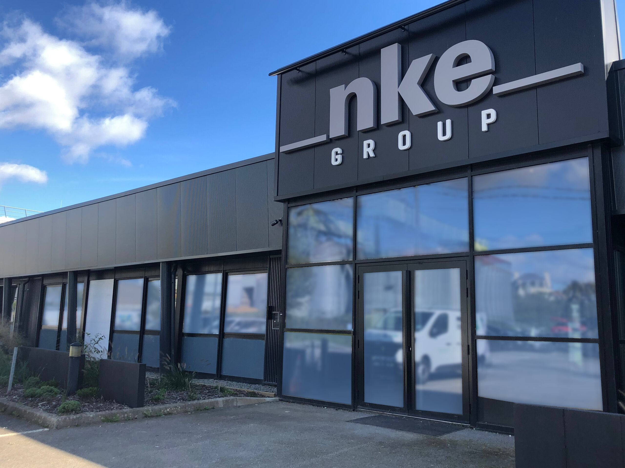 nke-group-locaux nke Marine Electronics headquarters in Hennebont